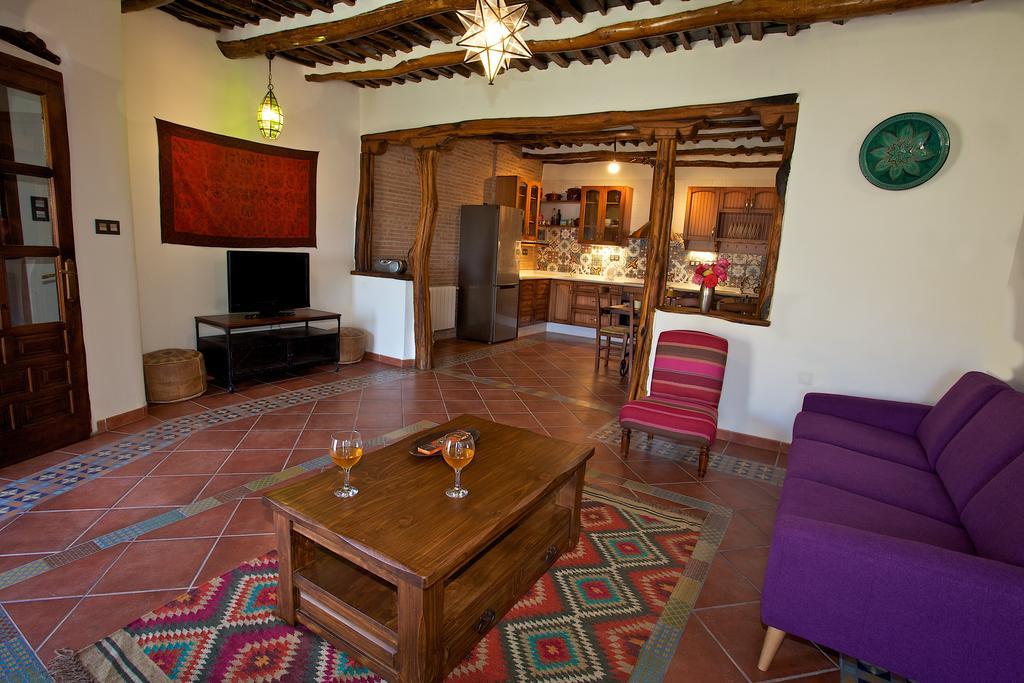 Casa Carole - 3 Bedroom Luxury Apartment Bubión Kamer foto